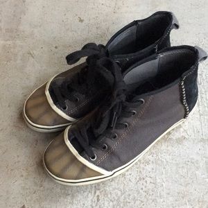 Sorel  Shoes size 7